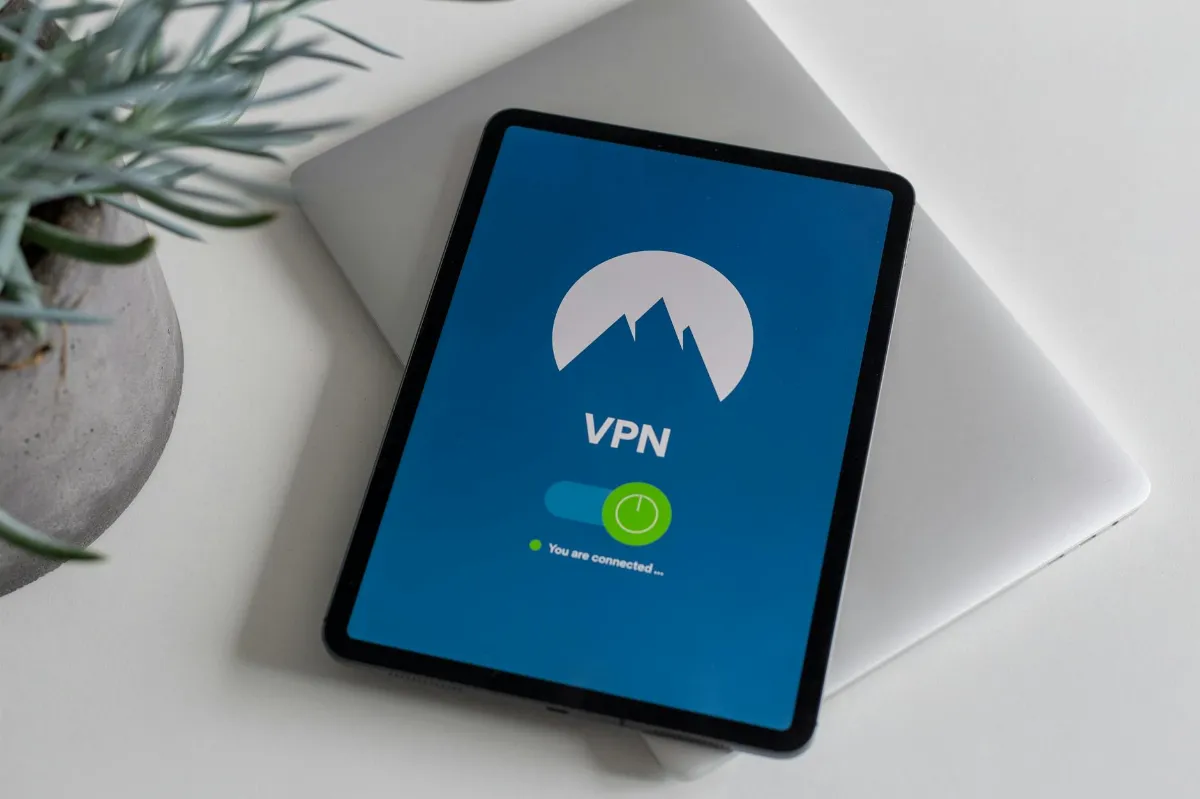 Diskon ExpressVPN 78%