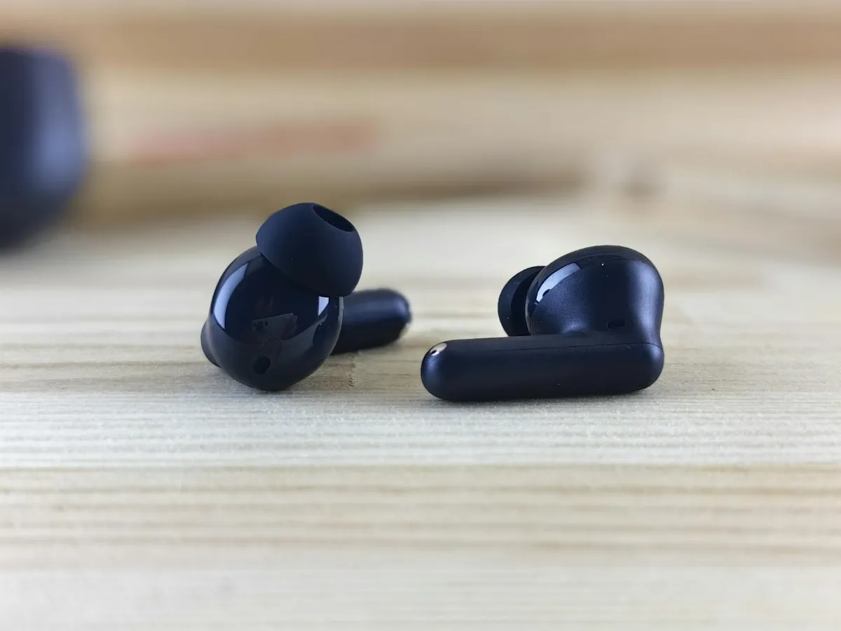 7 Earbuds Terbukti Terbaik 2026